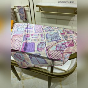 Высокое качество, синхронизация с официальными магазинами, искрен