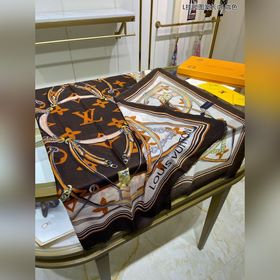 Длинный шарф из кашемира, доступен в магазинах, высокое качество,