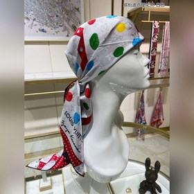 Высокое качество, синхронизация с фирменными магазинами, искренне