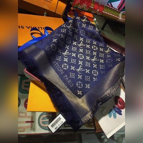 Louis Vuitton. «Синий с золотыми нитями» «Классический квадратный