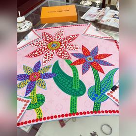 LV x YK FLOWERS Коллекция Louis Vuitton x Yayoi Kusama представля