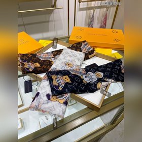 Длинный шарф из кашемира, доступен в магазинах, высокое качество,