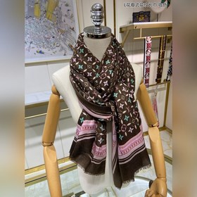 Длинный шарф из кашемира, доступен в магазинах, высокое качество,
