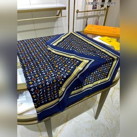 Длинный шарф из кашемира, доступен в магазинах, высокое качество,