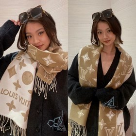 Двусторонняя длинная шаль с золотой нитью. Новейшая модель LV с з