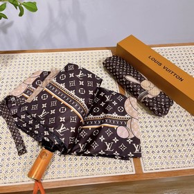 LOUIS VUITTON (Луи Виттон) Очень популярный плюшевый кролик. Идеа