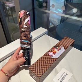 LOUIS VUITTON (Луи Виттон) LV Новая модель трехсекционного автома
