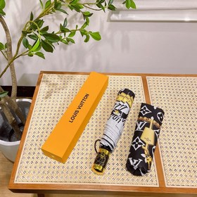 Louis Vuitton Новинка от Louis Vuitton. Летняя новинка в магазина