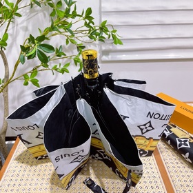 Louis Vuitton Новинка от Louis Vuitton. Летняя новинка в магазина