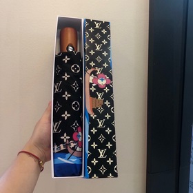 LOUIS VUITTON (Луи Виттон) LV Новая модель трехсекционного автома