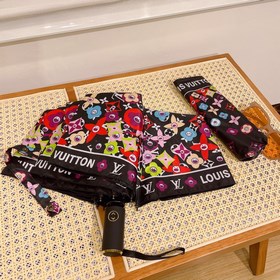 Louis Vuitton Новинка летнего сезона в фирменном магазине. Полнос