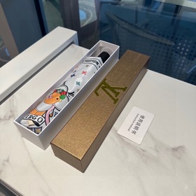 LOUIS VUITTON (Луи Виттен) Новая модель трехсекционного автоматич