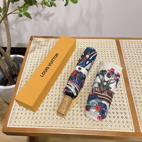 LOUIS VUITTON (Луи Виттон) Очень популярный плюшевый кролик. Идеа