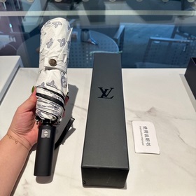 LOUIS VUITTON (Луи Виттон) LV Новая модель трехсекционного автома