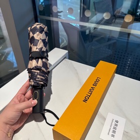 LOUIS VUITTON (Луи Виттон) LV Новый трехсекционный автоматический