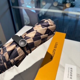 LOUIS VUITTON (Луи Виттон) LV Новый трехсекционный автоматический