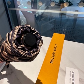 LOUIS VUITTON (Луи Виттон) LV Новый трехсекционный автоматический