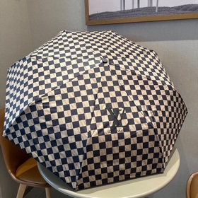LOUIS VUITTON (Луи Виттон) LV Новый трехсекционный автоматический