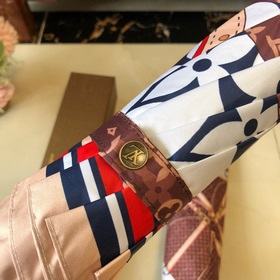 LOUIS VUITTON (Луи Виттен) LV Новая модель сумки Трехсекционный а