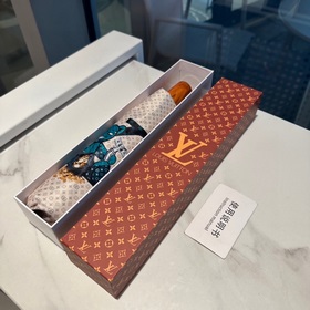 LOUIS VUITTON (Луи Виттон) LV Новая модель трехсекционного автома