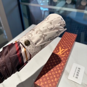 LOUIS VUITTON (Луи Виттон) LV Новая модель трехсекционного автома