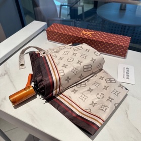 LOUIS VUITTON (Луи Виттон) LV Новая модель трехсекционного автома