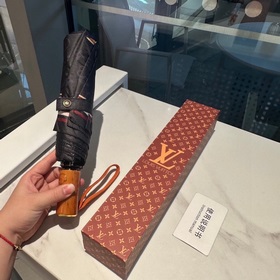 LOUIS VUITTON (Луи Виттон) LV Новая модель трехсекционного автома