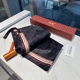 LOUIS VUITTON (Луи Виттон) LV Новая модель трехсекционного автома