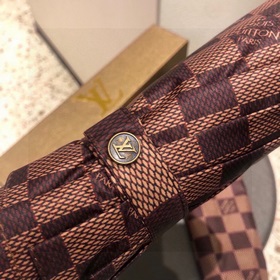 LOUIS VUITTON (Луи Виттон) LV Новая модель трехсекционного автома