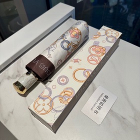 LOUIS VUITTON (Луи Виттен) LV Новая модель трехсекционного автома