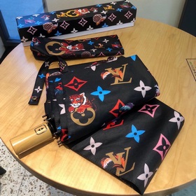 LOUIS VUITTON (Луи Виттен) LV Новая модель трехсекционного автома
