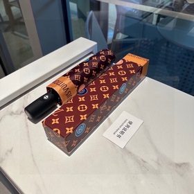 LOUIS VUITTON (Луи Виттен) LV Новая модель трехсекционного автома