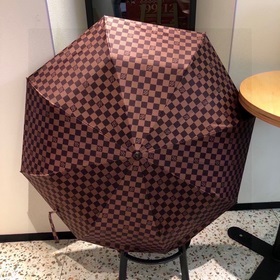 LOUIS VUITTON (Луи Виттон) LV Новая модель трехсекционного автома