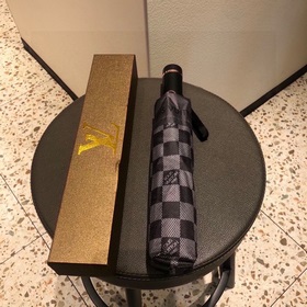LOUIS VUITTON (Луи Виттон) LV Новая модель трехсекционного автома