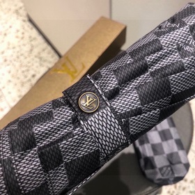 LOUIS VUITTON (Луи Виттон) LV Новая модель трехсекционного автома