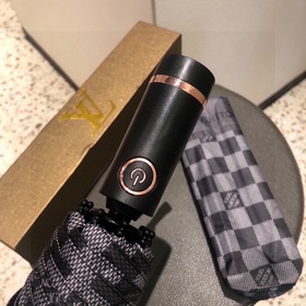 LOUIS VUITTON (Луи Виттон) LV Новая модель трехсекционного автома