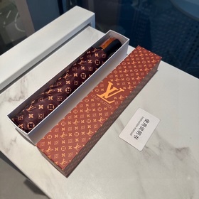 LOUIS VUITTON (Луи Виттон) LV Новая модель трехсекционного автома