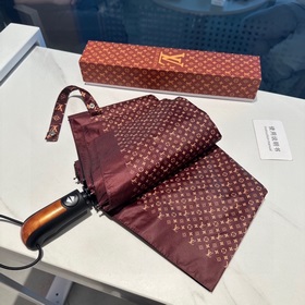 LOUIS VUITTON (Луи Виттон) LV Новая модель трехсекционного автома