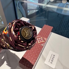 LOUIS VUITTON (Луи Виттон) LV Новая модель трехсекционного автома