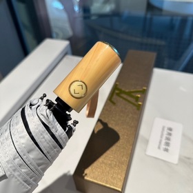 LOUIS VUITTON (Луи Виттон) LV Новая модель трехсекционного автома