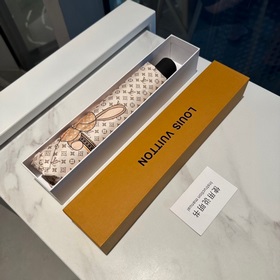 LOUIS VUITTON (Луи Виттон) LV Новая модель трехсекционного автома