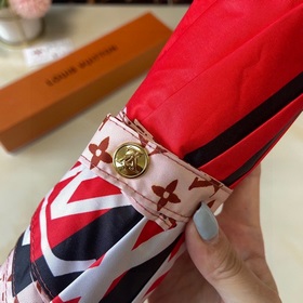 LOUIS VUITTON (Луи Виттон) LV Новая модель трехсекционного автома