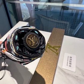 LOUIS VUITTON (Луи Виттон) LV Новая модель трехсекционного автома
