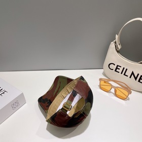 CELIN* · Селин ss Новая модель бейсболки с вышитым камуфляжным уз