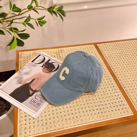 В комплекте с пылезащитным чехлом [CELINE] Джинсовая бейсболка ве