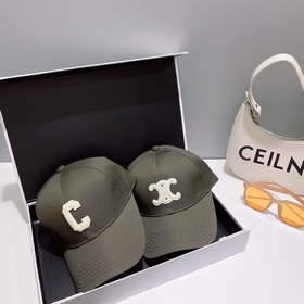CELIN*·Селин ss Новая бейсболка с вышитым Триумфальным аркой. Фор