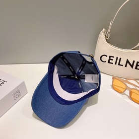 CELIN*·Селин ss Новая бейсболка с вышитым Триумфальным аркой. Фор