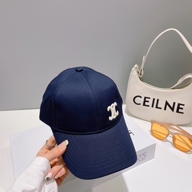 CELIN*·Селин ss Новая бейсболка с вышитым Триумфальным аркой. Фор