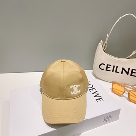 CELIN*·Селин ss Новая бейсболка с вышитым Триумфальным аркой. Фор