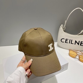 CELIN*·Селин ss Новая бейсболка с вышитым Триумфальным аркой. Фор